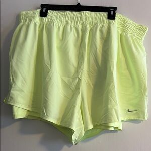 Nike women shorts